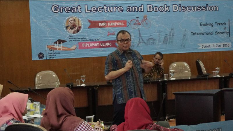 Foto: Muhammad Zulfikar Akbar INTERNATIONAL Relations Office (IRO) UMM mengadakan “Great Lecture