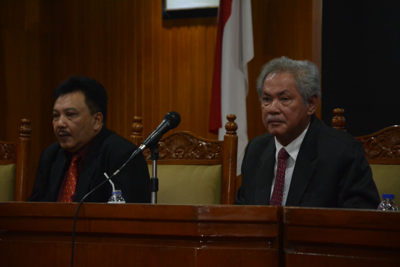 Member of President Advisory Council, Abdul Malik Fadjar (right) going to give nationality speech to the 