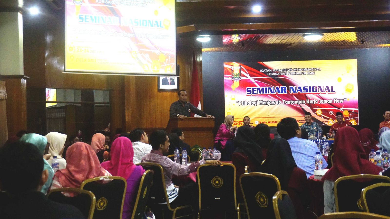 UMM Rector Fauzan gave a speech at National Seminar on Psychology and IMM Psychology Alumni Gathering