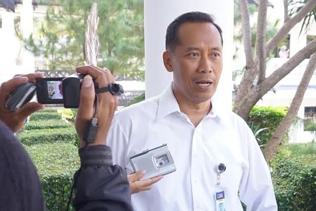 Rektor UMM, Fauzan, saat diwawancarai terkait Kampung Warna-warni Jodipan. Foto: Ade Chandra. وأصبح 