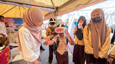 Keren! Mahasiswa UMM Kembangkan Metaverse VR untuk Pendidikan