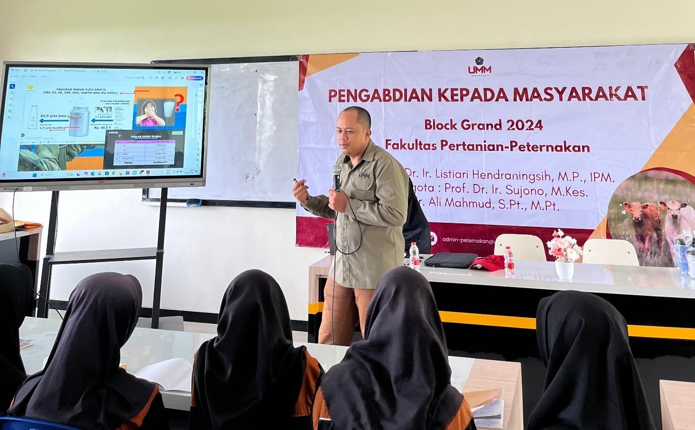 Dukung Makan Bergizi Gratis, Dosen UMM Ajari Siswa SMK Rawat Pedet Perah