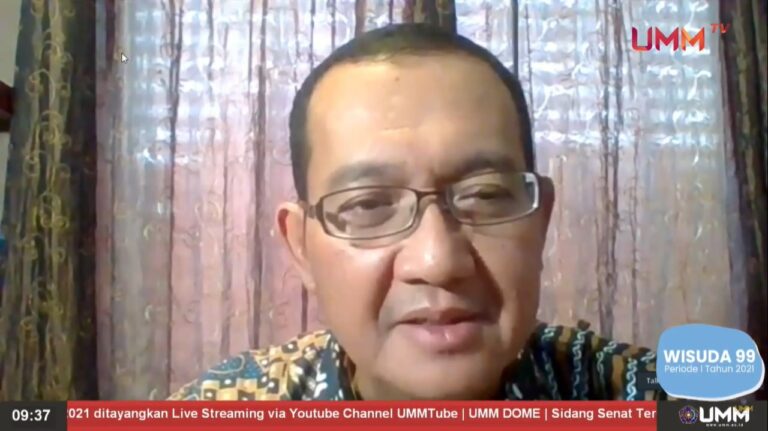 Beri Bekal Para Sarjana, Wisuda UMM Hadirkan Head of Human Capital PT Charoen Pokphand