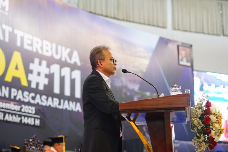 Di Hadapan Wisudawan UMM, Pimpinan Sebuku Group Sebut Adaptasi Kunci Meriah Mimpi