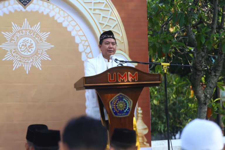 Dirjen Haji Sampaikan Khutbah Ied di UMM