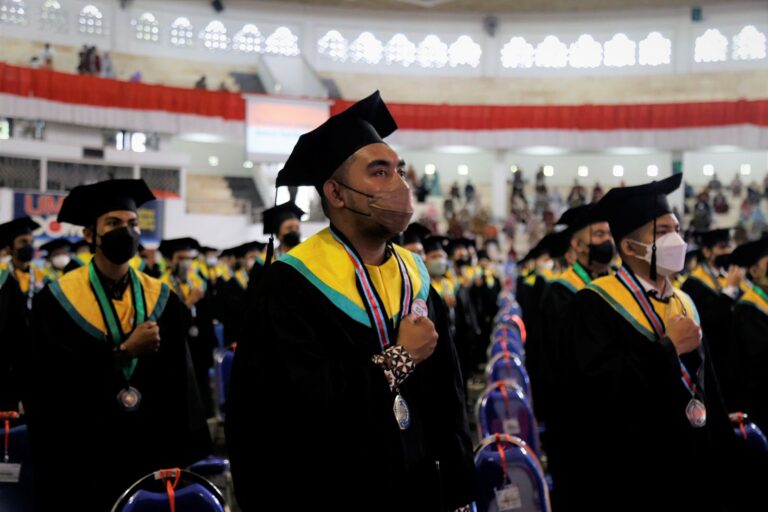 Dubes Indonesia untuk Inggris Dorong Wisudawan UMM Jadi Pemberi Solusi Masyarakat
