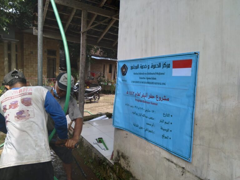 Giat Bantu Daerah Kekurangan Air, Markas Dakwah UMM Bangun Sumur