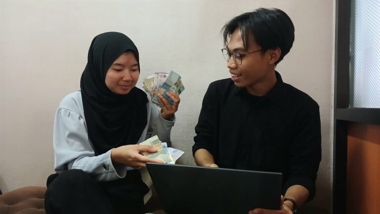 Ini Tips Dosen UMM Atur Keuangan bagi Pasangan Muda