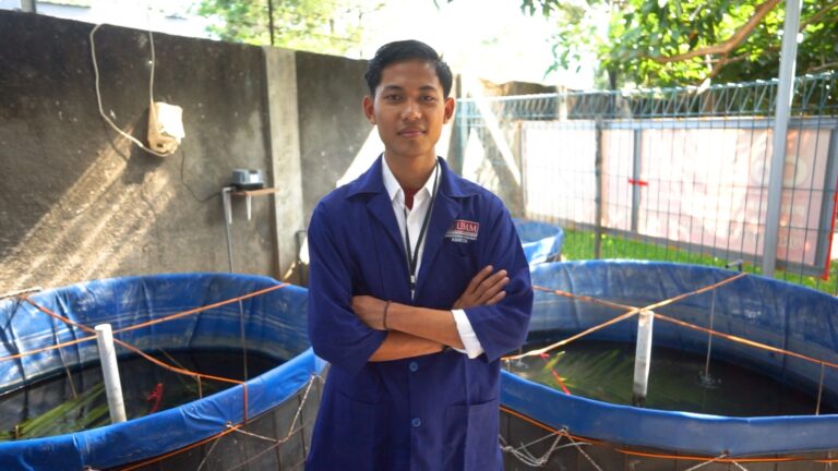 Jadi Ojol hingga Buka Bisnis Udang, Ini Kisah Inspiratif Wisudawan Berprestasi UMM
