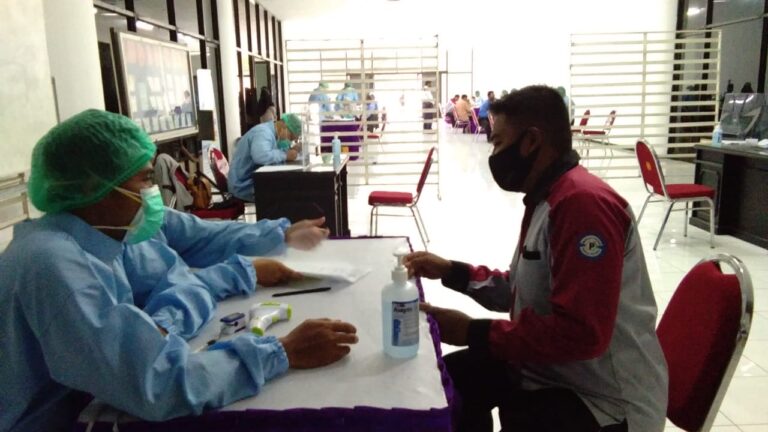 Jaga Kesehatan Dosen Karyawan Melalui Regular Medical Check-Up