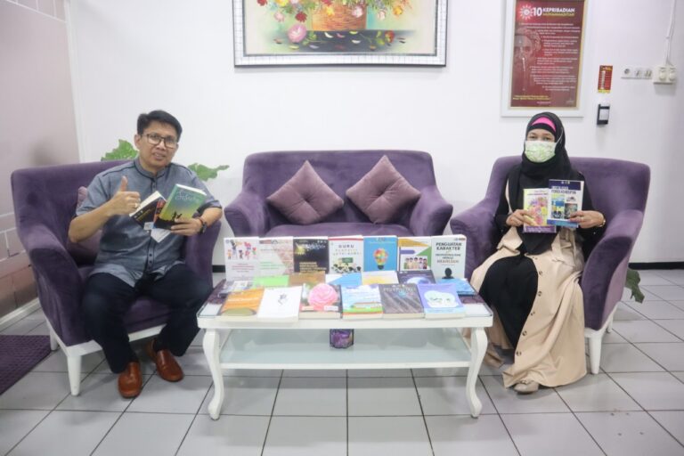 Luncurkan 22 buku, PPG Ajak Guru Produktif Menulis