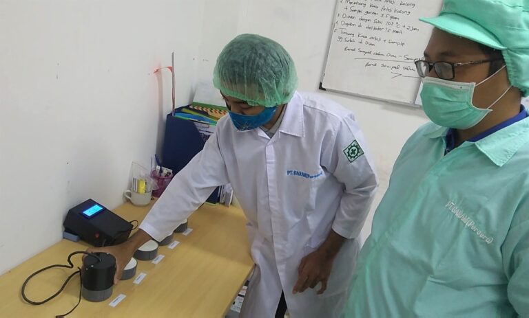 Mahasiswa Ciptakan Alat Pengukur Warna Garam