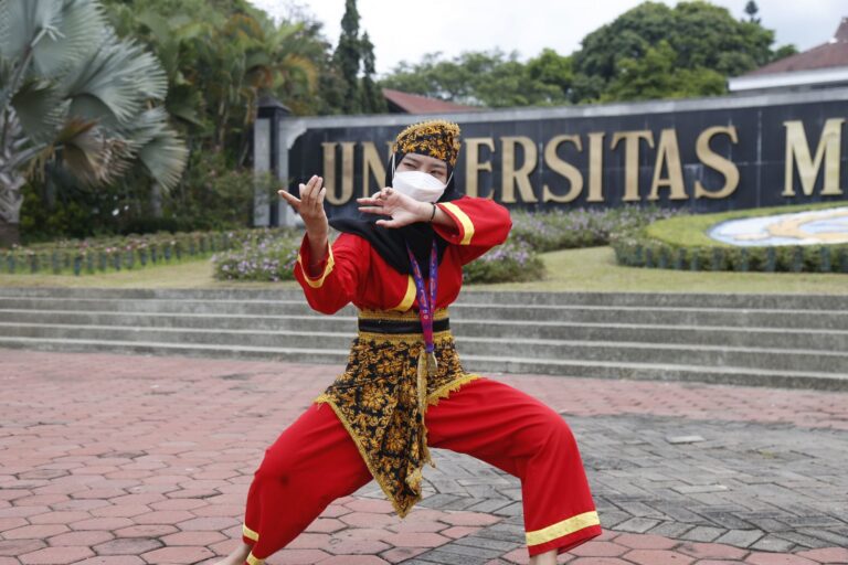 Mahasiswa FIKES UMM Sabet Juara Nasional Seni Pencak Silat