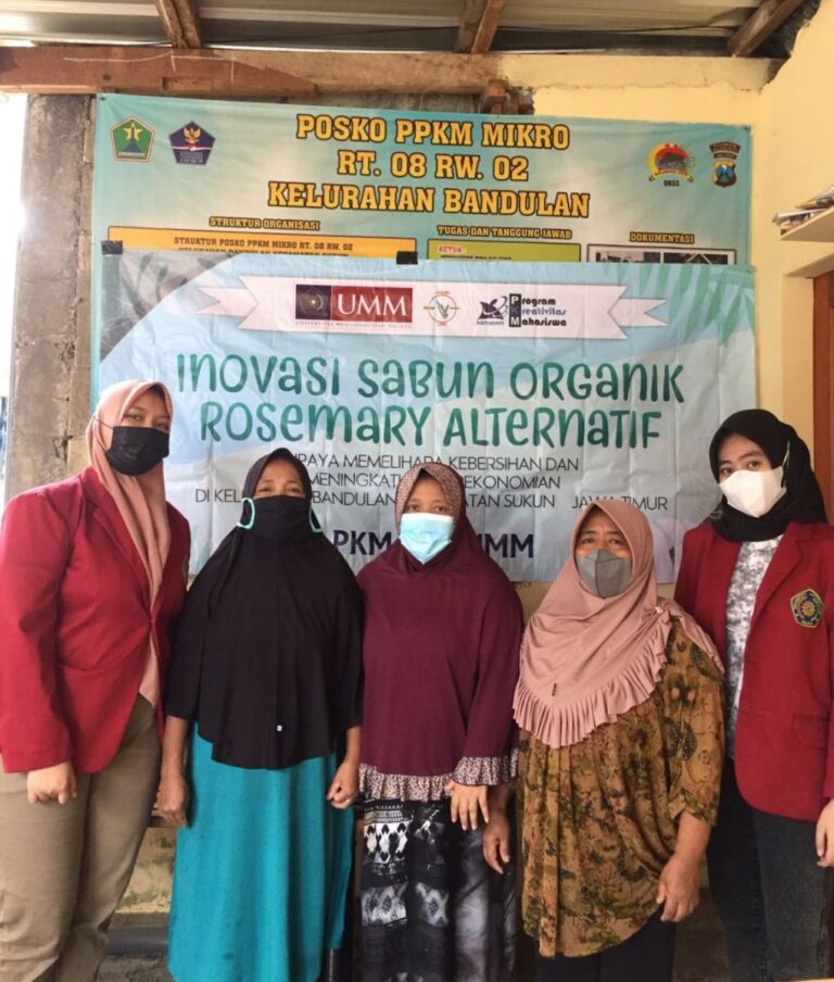 Mahasiswa UMM Berdayakan Masyarakat Melalui Sabun Organik Rosemary