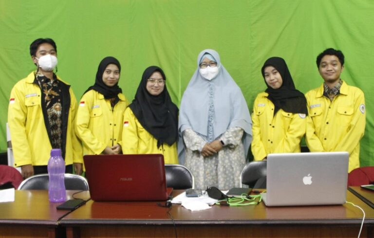 Mahasiswa UMM Menangi Medali Internasional berkat Aplikasi CardioFriends