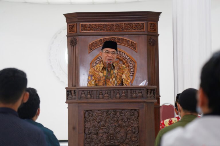 Menko PMK Dorong UMM Atasi Kemiskinan Spiritual dan Material Bangsa