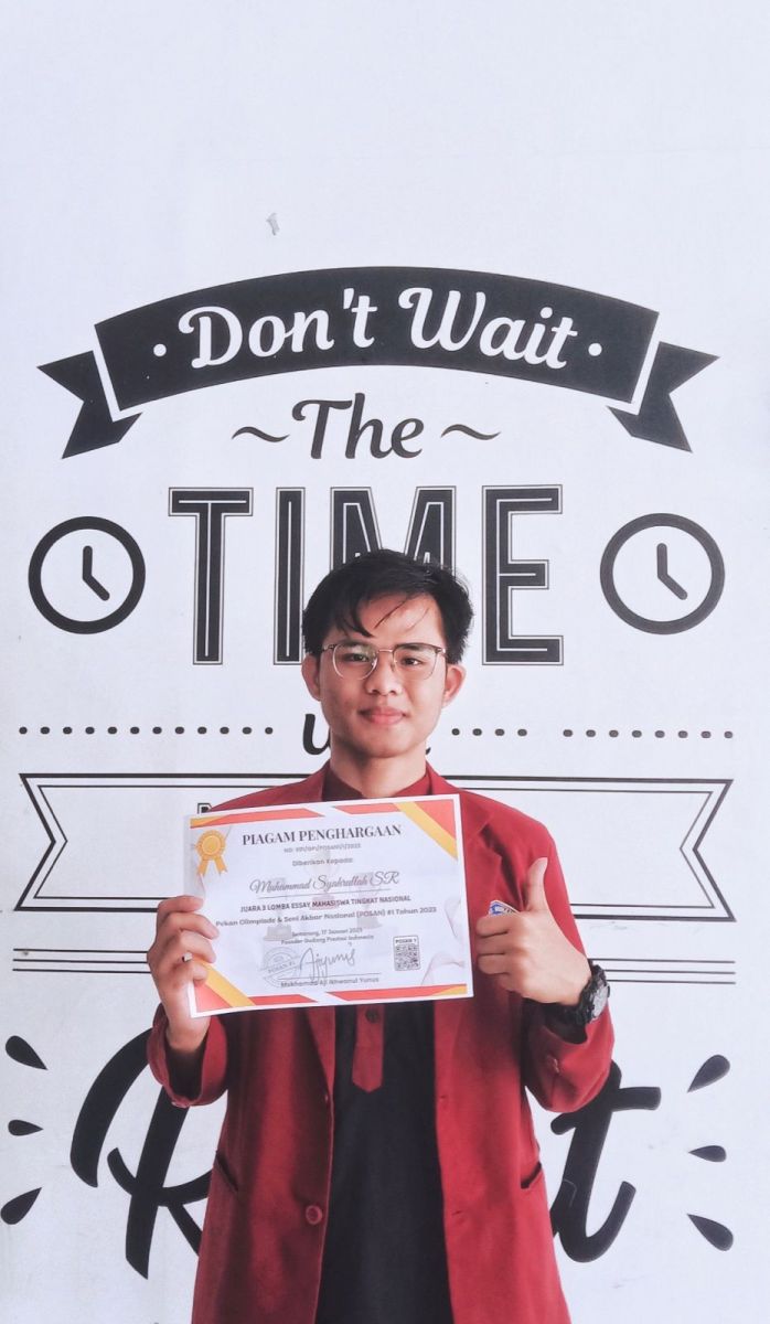 Menulis di Ponsel, Syahrul Menangkan Lomba Essay Nasional