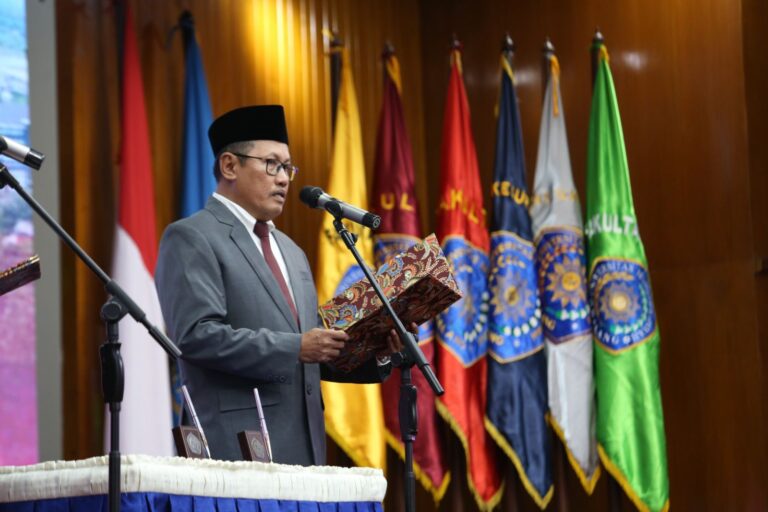 Prof. Nazaruddin Dilantik Jadi Rektor UMM 2024-2028