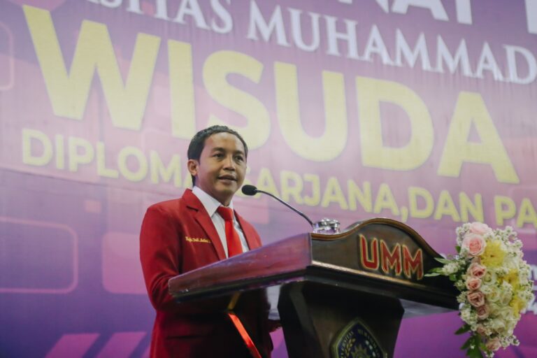 Raja Juli Wamen ATR/BPN Hadir di Wisuda UMM
