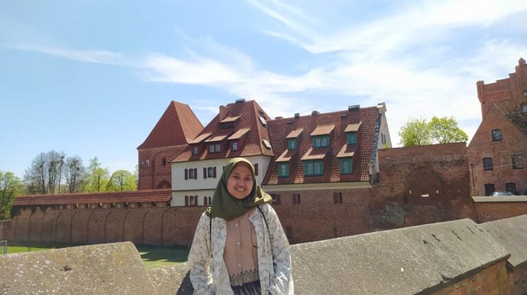 Rasakan Studi Luar Negeri, Mahasiswa UMM Ceritakan Tiga Kota Cantik Polandia