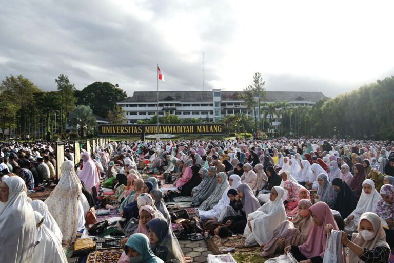 Ribuan Masyarakat Laksanakan Salat Idul Adha di UMM