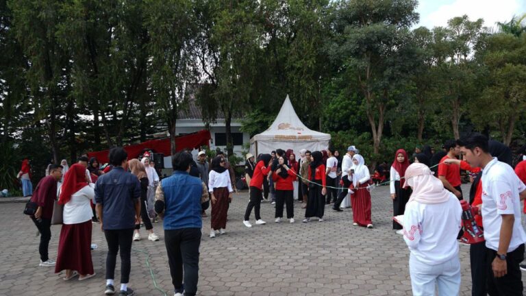 Semarak HUT ke-79 RI di UMM, Ada Banyak Lomba Hingga Bantu PKL sekitar