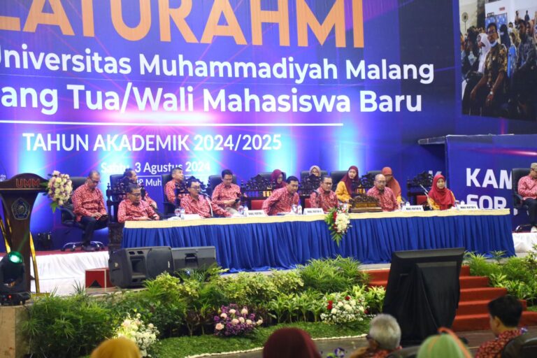 Silaturahmi di UMM Dekatkan Ribuan Wali Maba dengan Pimpinan Universitas