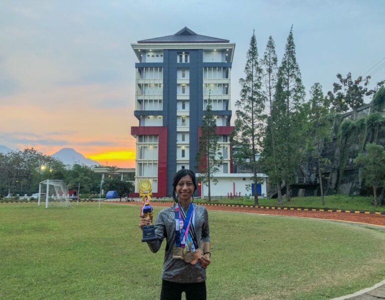 Sintia Rahmah, Mahasiswa UMM yang Miliki 17 Medali Taekwondo