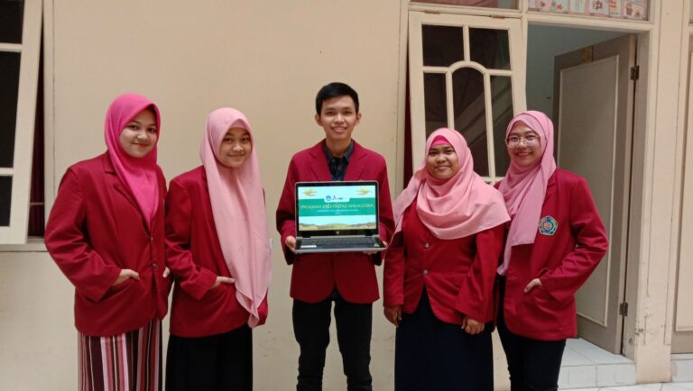 Tim Mahasiswa UMM Ini Menangi Medali Emas Internasional
