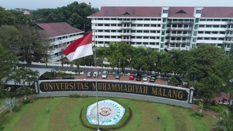 UMM Raih Predikat Kampus Bintang Tiga Dunia