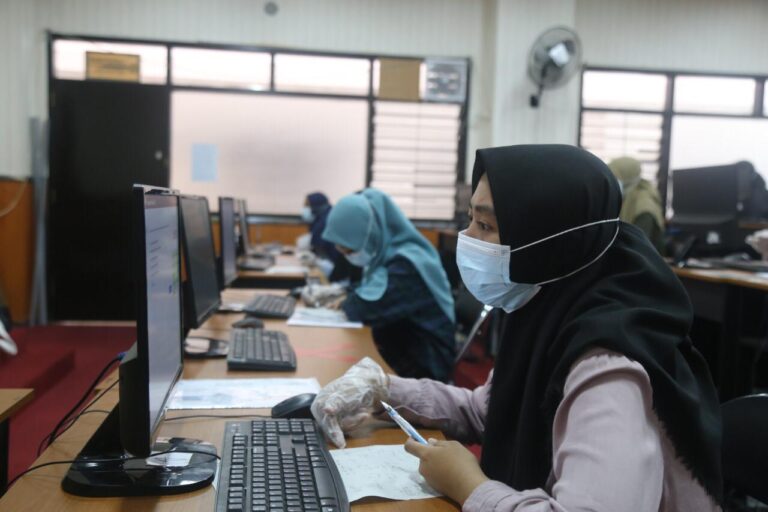 UTBK Kedokteran dan Farmasi UMM Digelar dengan Prokes dan Keamanan Ketat
