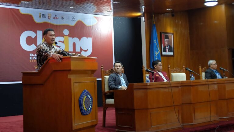 Penutupan Program Djazman English Scholarship Ukir Prestasi Peningkatan Bahasa