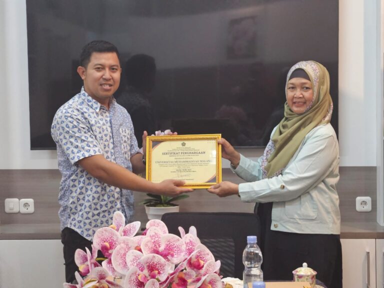 PPG UMM Dapatkan Penghargaan Penyelenggara terbaik PPG se-Indonesia