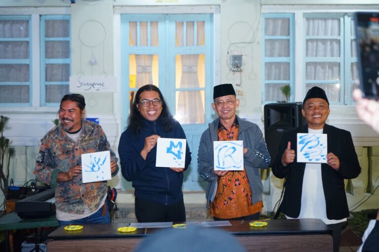 Haedar Nashir bareng Seniman dan Budayawan Muhamamdiyah Kemah di Batu