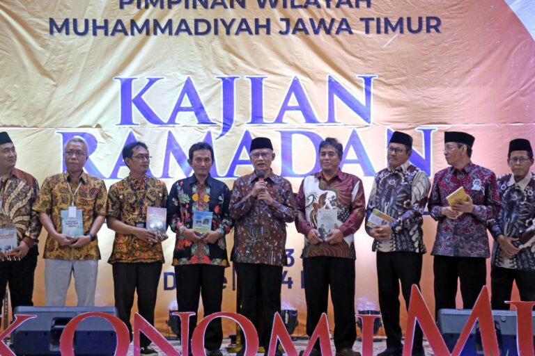 18 Buku Menarik Diluncurkan dalam Kajian Ramadan UMM