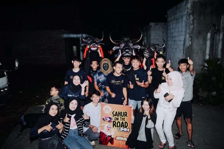 UMM Sahur on The Road Gandeng Kesenian Bantengan Jabung