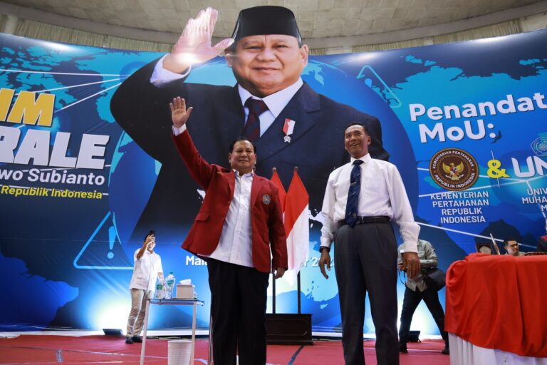 Keren, Prabowo Hipnotis Ribuan Mahasiswa UMM
