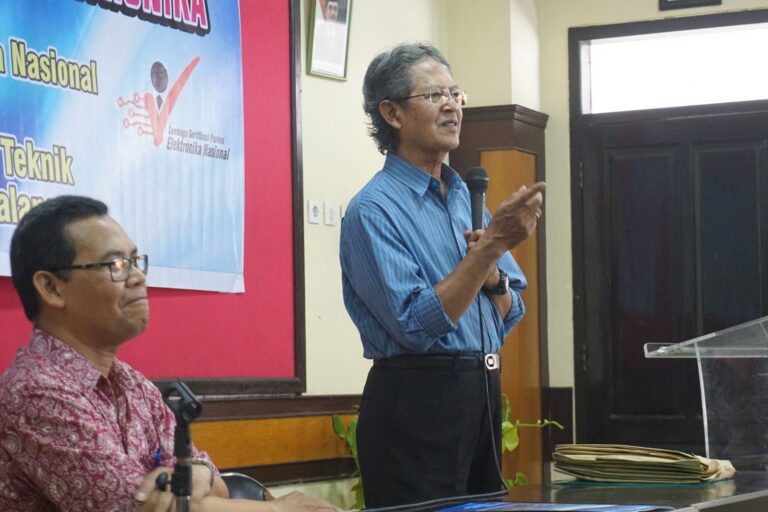 364 Mahasiswa Elektro UMM Terima Sertifikat Profesi Bertaraf ASEAN