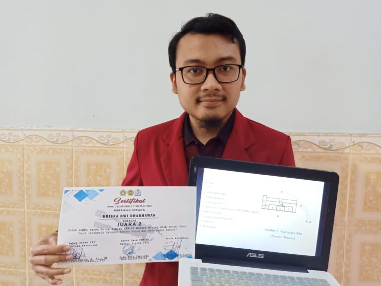 ASTOR TENAR Bawa Krisna Jadi Runner Up Lomba Esai Se-Jawa Timur