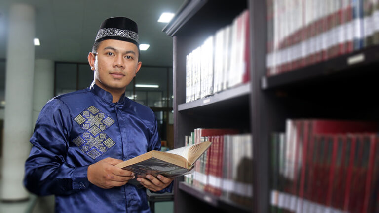 Abdul Wahid, Dari Juara Nasional Qori’ Hingga Vokalis Terbaik