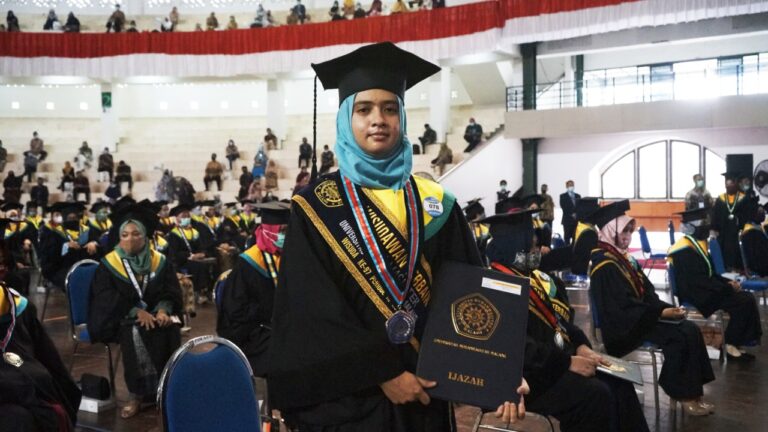 Ami Jadi Dokter yang Juga Paham Hukum Kesehatan