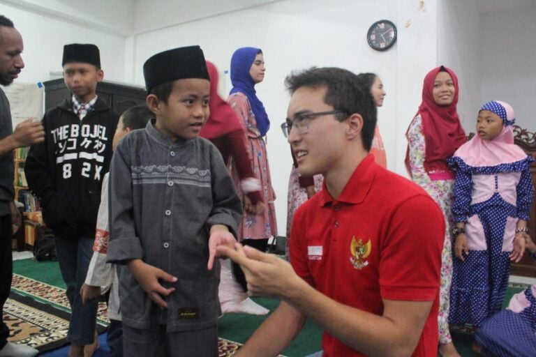 BIPA UMM Kenalkan Budaya Gotong Royong Lewat Diplomasi Kemanusiaan