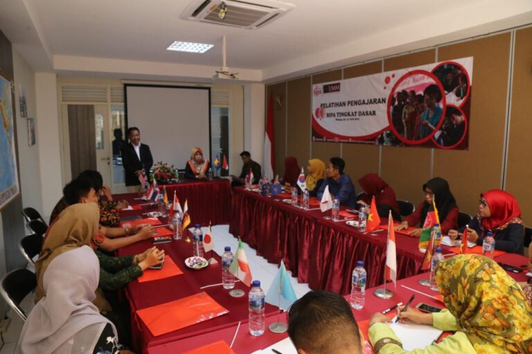 BIPA UMM Latih PTN/PTS Pengajaran Bahasa Indonesia untuk Mahasiswa Asing