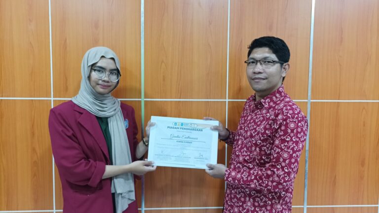 Bahas Efek Tidur untuk Pasien Paru, Mahasiswa UMM Juara Lomba Nasional