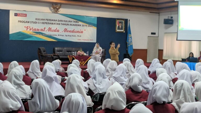 Begini Kiat Menjadi Perawat yang Mendunia