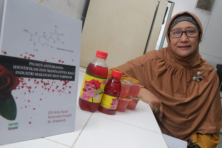 Ciptakan Pewarna Makanan Alami, Kini Dosen UMM Ini Miliki Sembilan Hak Paten