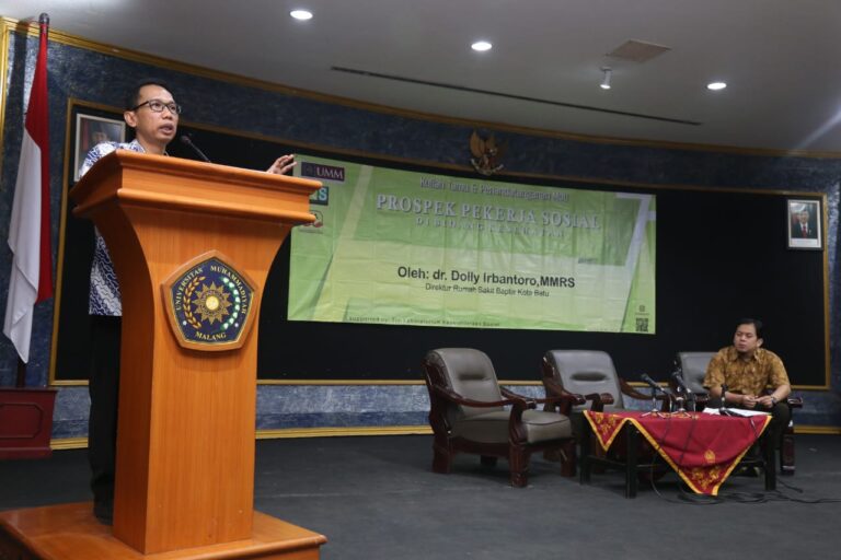 Direktur Rumah Sakit Baptis Batu Paparkan Peluang Pekerja Sosial Medis