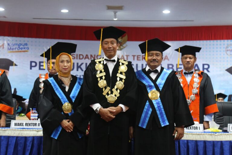 FKIP UMM Kukuhkan Dua Guru Besar Baru dan Launching Lima CoE