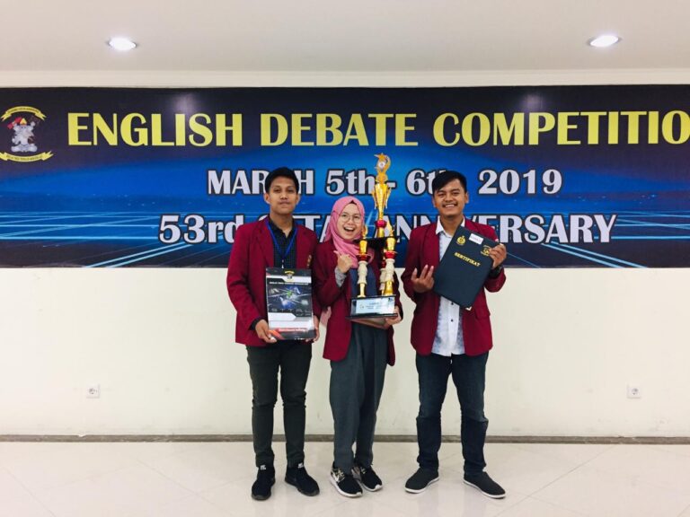 Geser Universitas Indonesia, ILF UMM Runner Up Ajang Kompetisi Debat Nasional