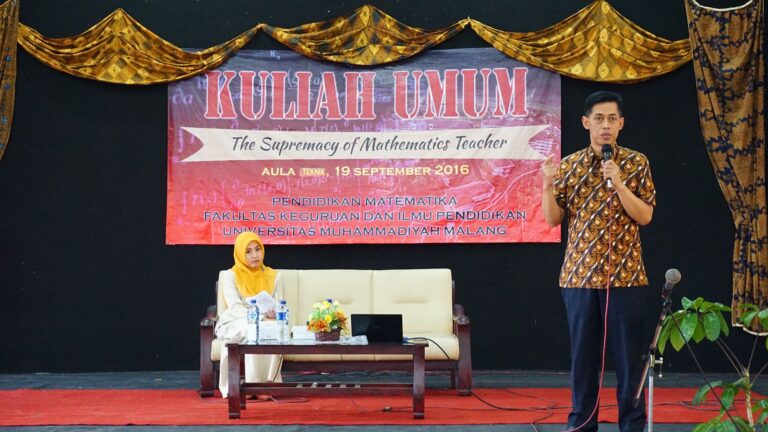 Guru Besar Matematika UMM Ini Urai Tiga Cara Berpikir Seorang Guru